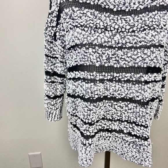 Como Vintage Knit Sweater - Picture 2 of 5